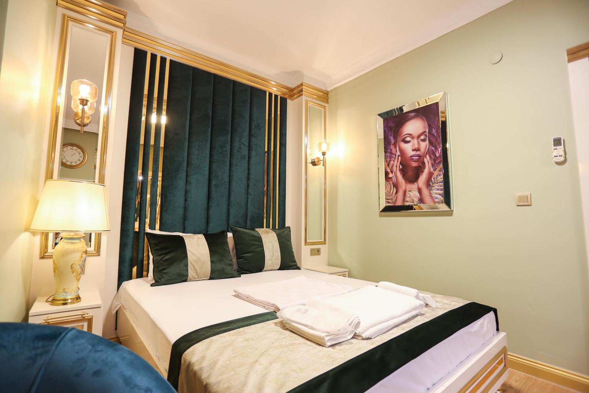 Whitemoon Hotel Suites Taksim 伊斯坦布尔 外观 照片