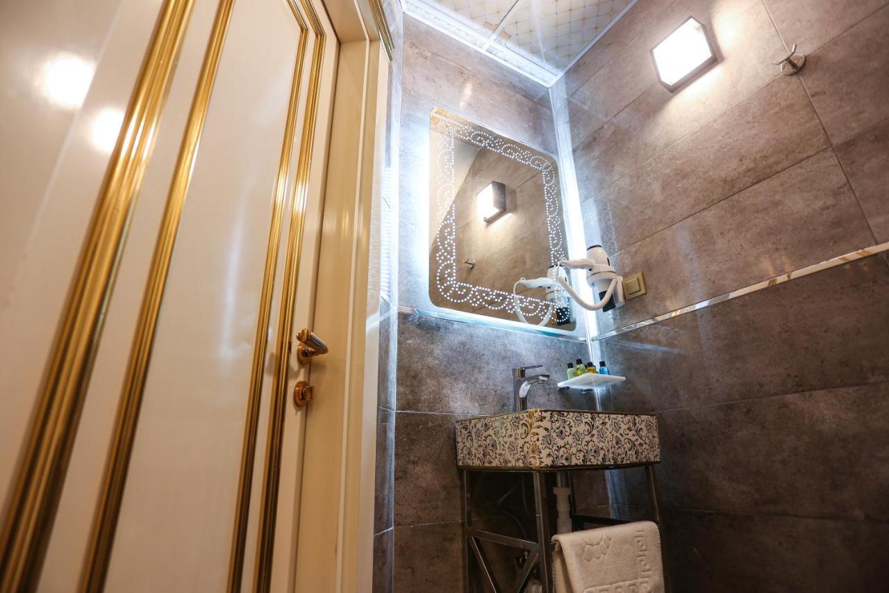 Whitemoon Hotel Suites Taksim 伊斯坦布尔 外观 照片