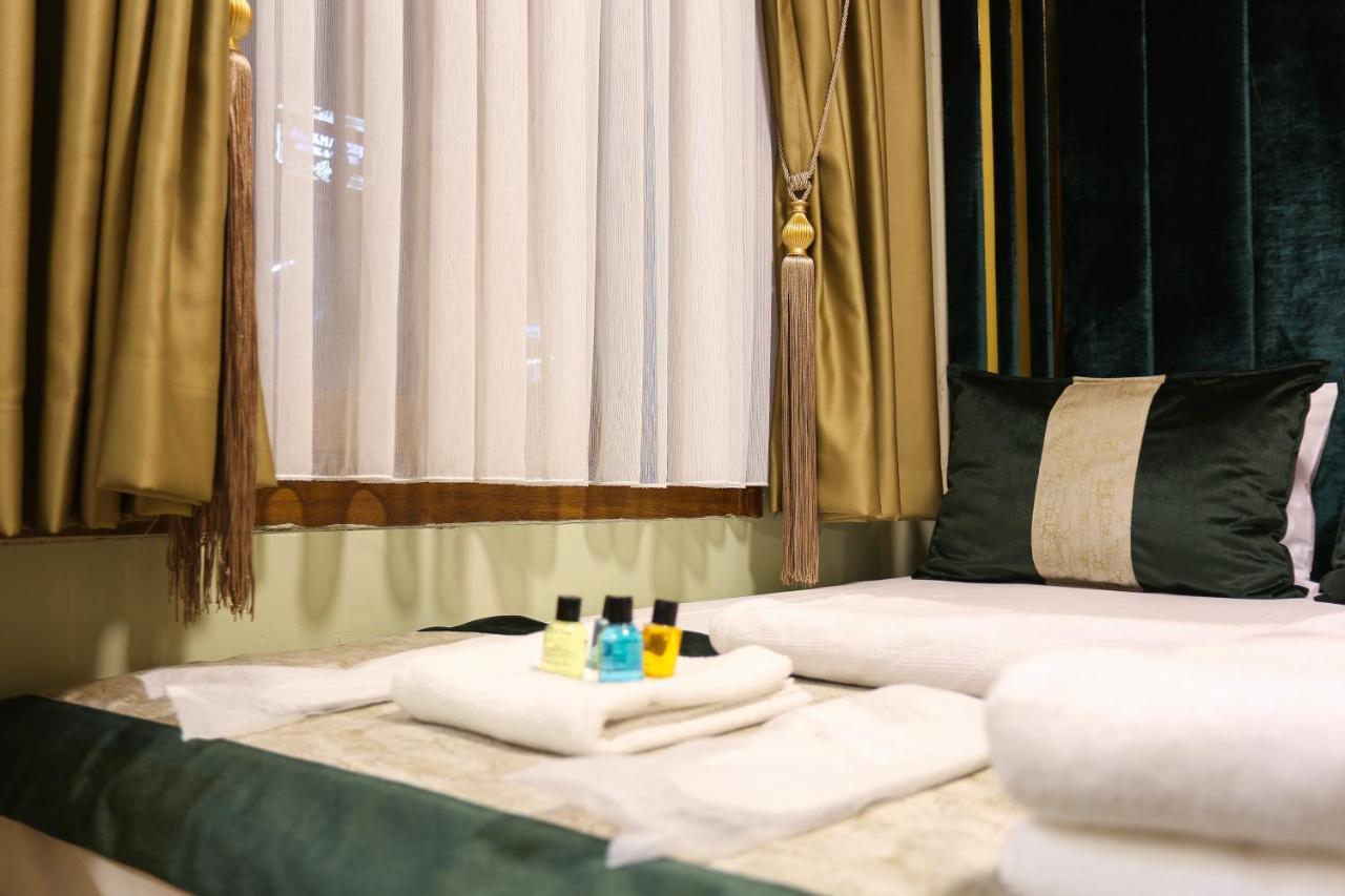 Whitemoon Hotel Suites Taksim 伊斯坦布尔 外观 照片