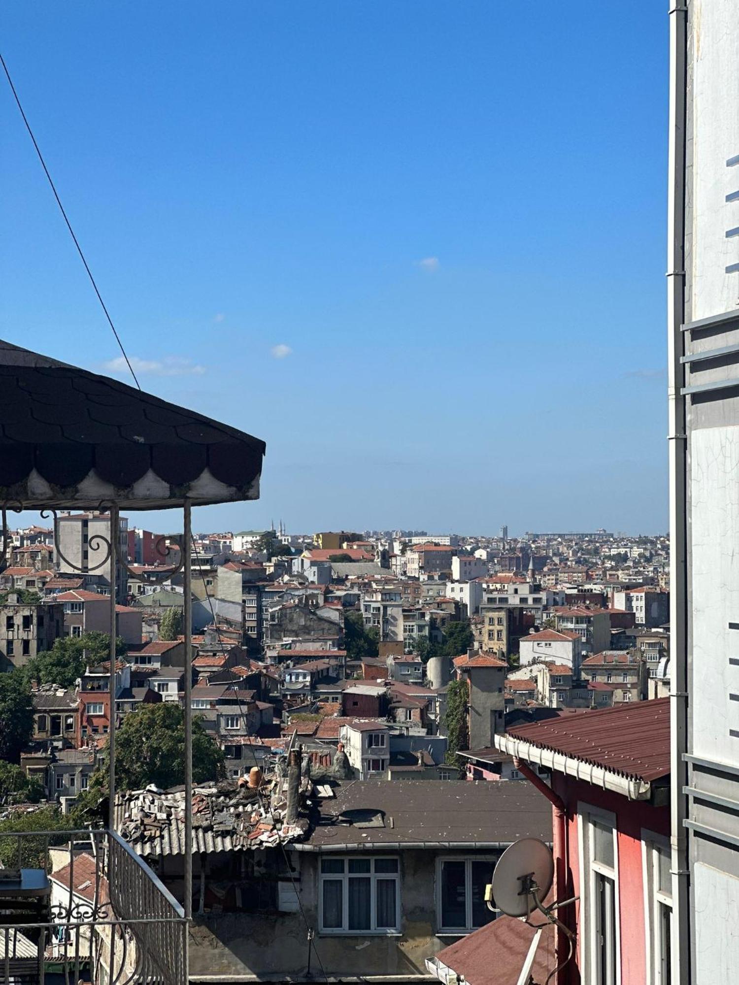 Whitemoon Hotel Suites Taksim 伊斯坦布尔 外观 照片