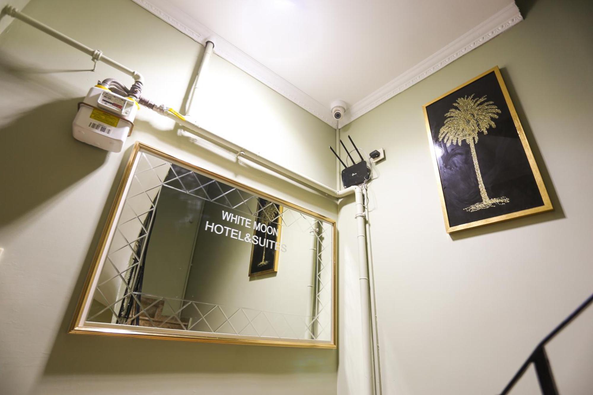 Whitemoon Hotel Suites Taksim 伊斯坦布尔 外观 照片