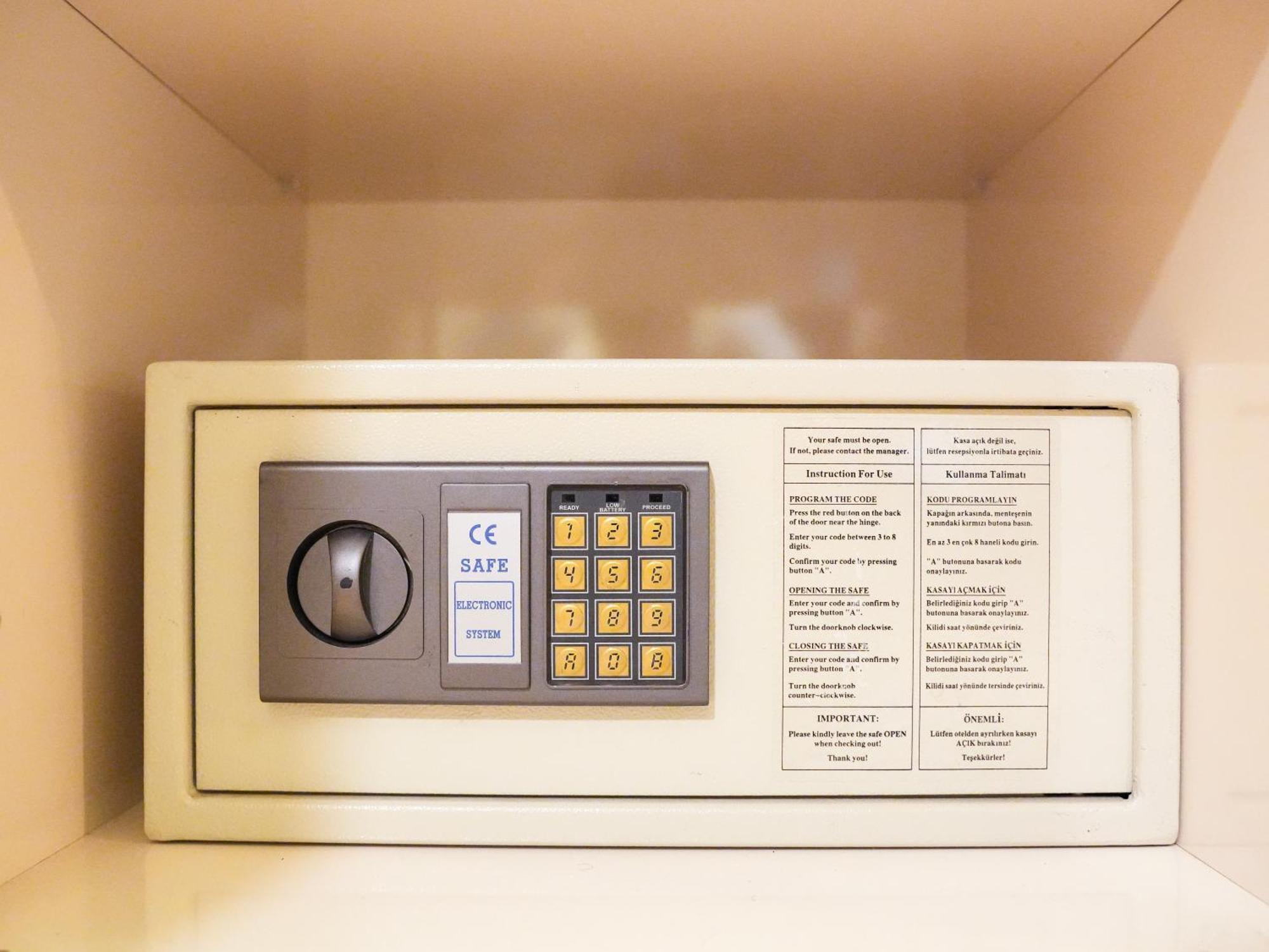 Whitemoon Hotel Suites Taksim 伊斯坦布尔 外观 照片