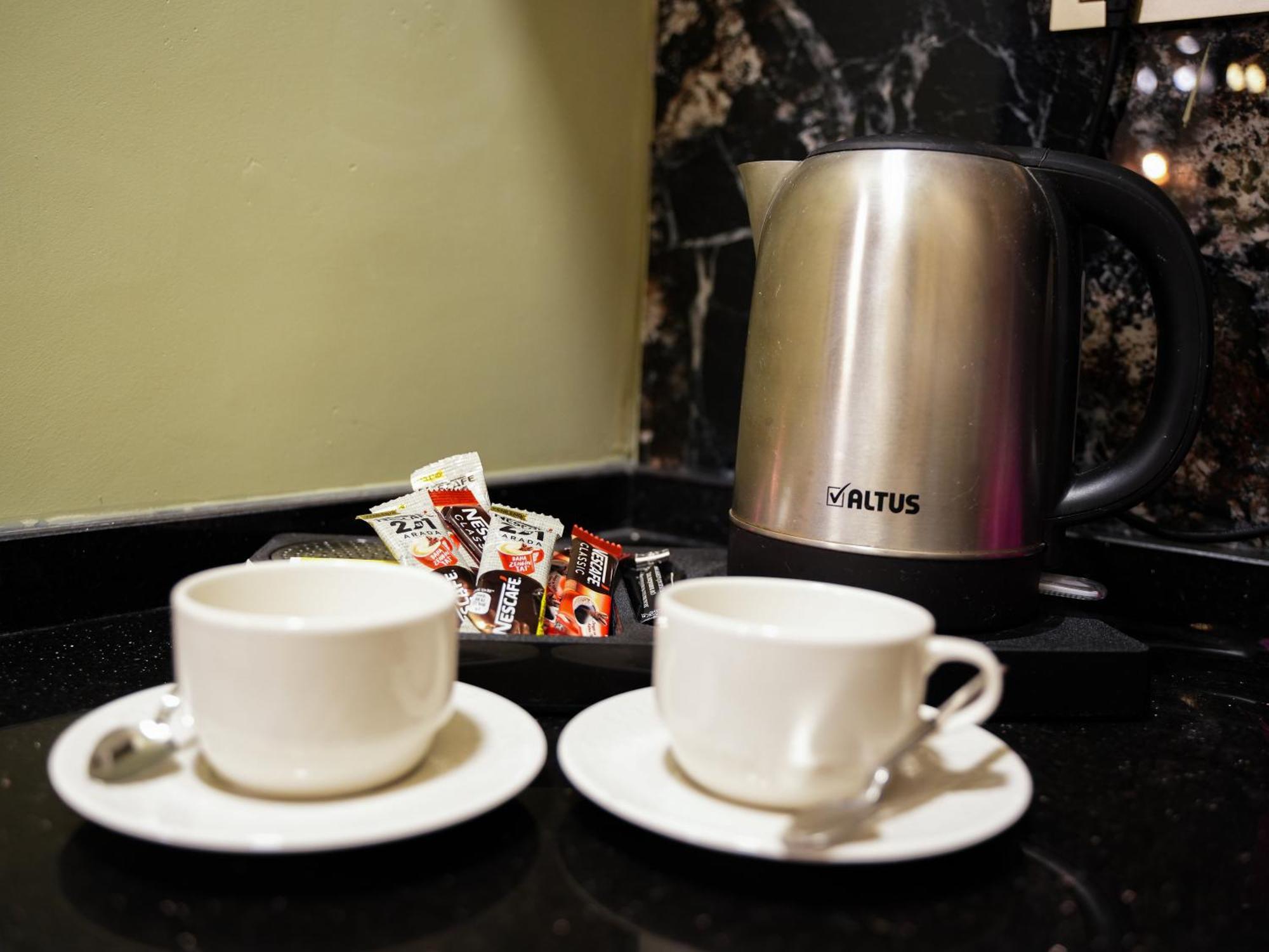 Whitemoon Hotel Suites Taksim 伊斯坦布尔 外观 照片